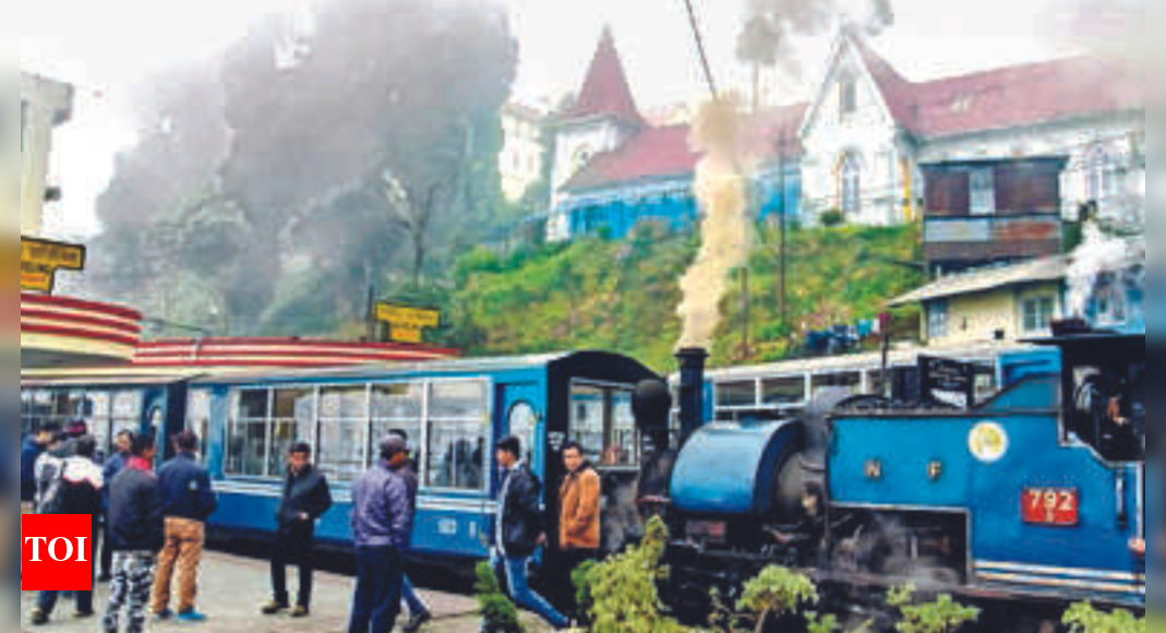 Four new DarjeelingGhum toy train services a day for summer visitors