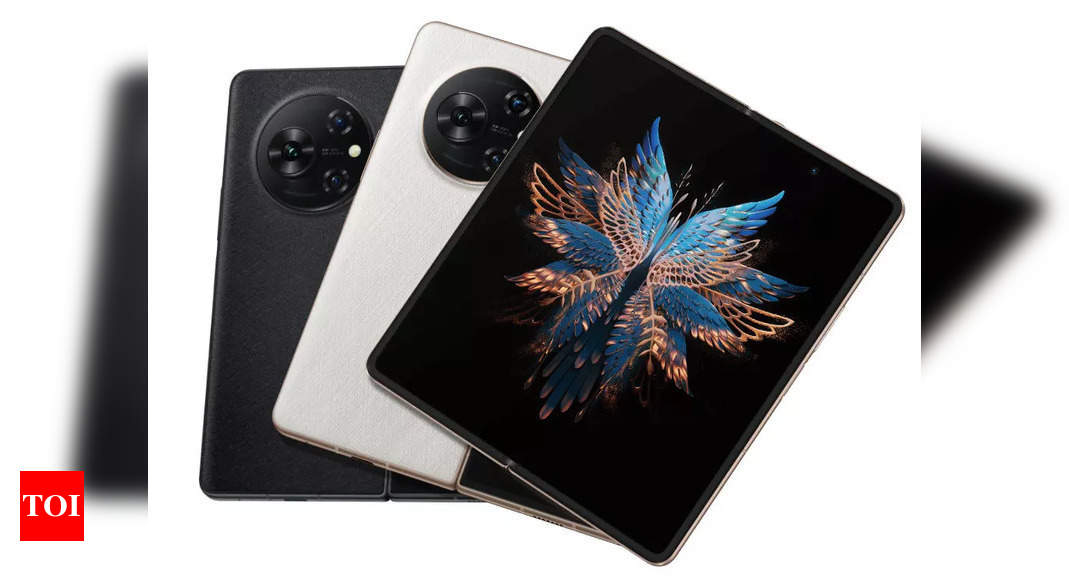 Lanzamiento del teléfono inteligente Tecno Phantom V Fold con pantalla plegable 2K+, Dimensity 9000+, precio desde Rs 89,999