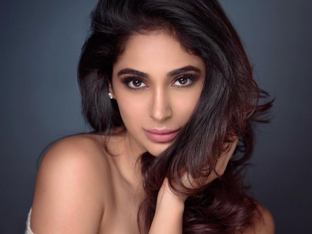 Alankrita Sahai turns cover girl for 'Be Attractive' magazine - Times ...