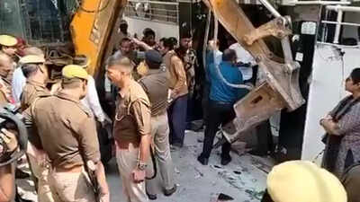 Umesh Pal murder: House of Atiq Ahmed's close aide demolished in Prayagraj