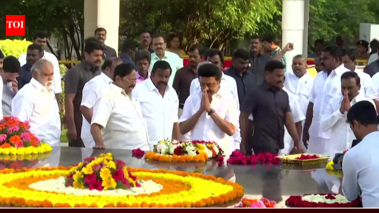 TN CM Stalin turns 70, pays floral tribute to M Karunanidhi in Chennai