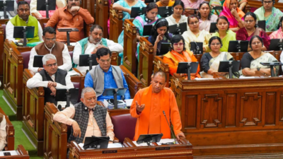 Samajwad a ‘bahroopiya', a ‘pakhand': UP CM Yogi Adityanath