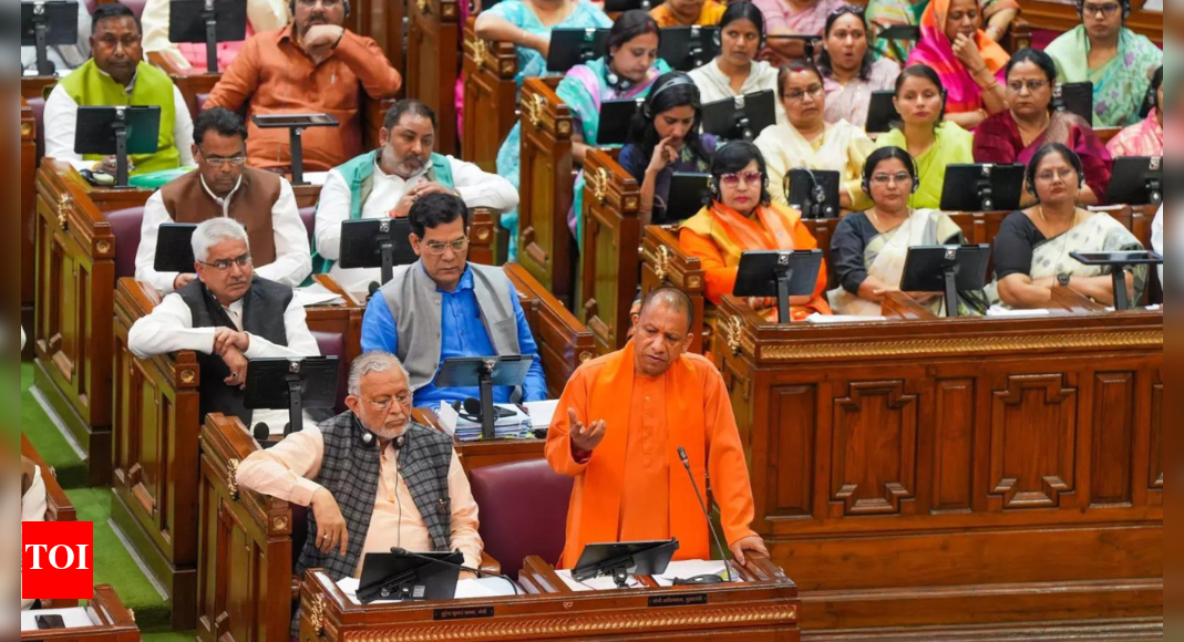 Samajwad a ‘bahroopiya', a ‘pakhand' UP CM Yogi Adityanath Lucknow