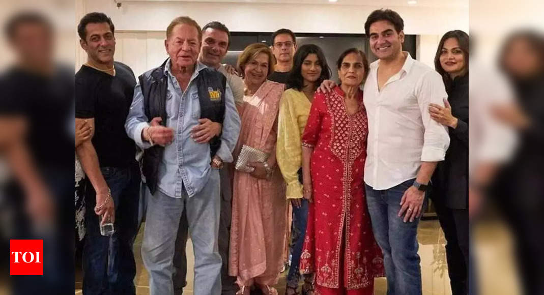 Arbaaz Khan says relationship with stepmom Helen was an emotional accident for his father Salim Khan | Hindi Movie News – NewsEverything Life Style