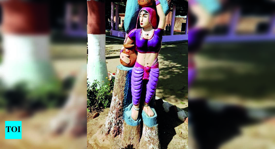 नैनी: कैदी की पेड़ पर नक्काशी की कला की नैनी जेल प्रशासन ने की प्रशंसा |  इलाहाबाद समाचार – टाइम्स ऑफ इंडिया