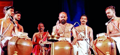 Amrit Yuva Kalotsav: An evening of music & drama enthrals all at BHU