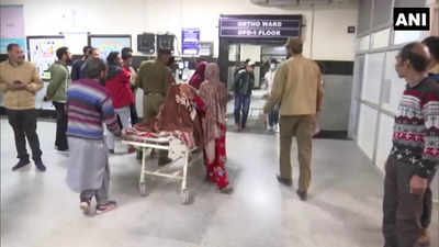 Two dead, 12 injured as mini bus overturns in Jammu-Kashmir's Rajouri district