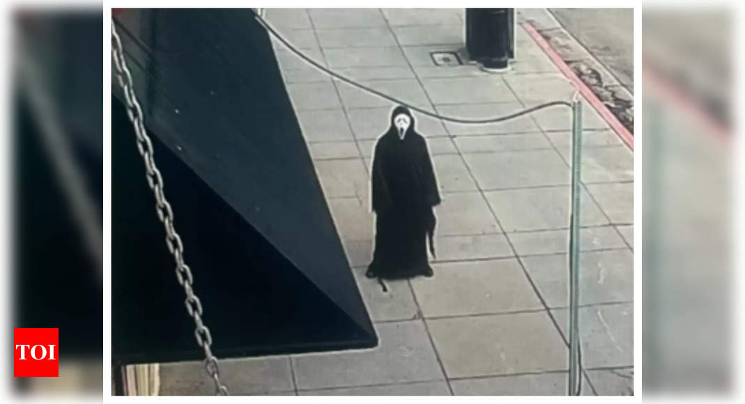 Ghostface sightings on streets orchestrated by 'Scream VI' team prompt