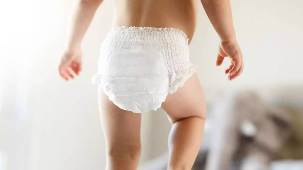 Choosing the Best: Taped vs Pant Diapers