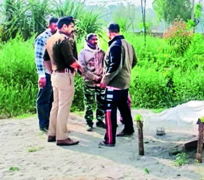 Old enmity ends in carpenter’s murder; 2 held