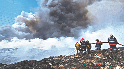 Mounds of waste continue to burn in around 40 acres in Kochi