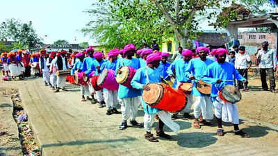 Bhagoria Parv romances tribal traditions in 50 haats in Madhya Pradesh