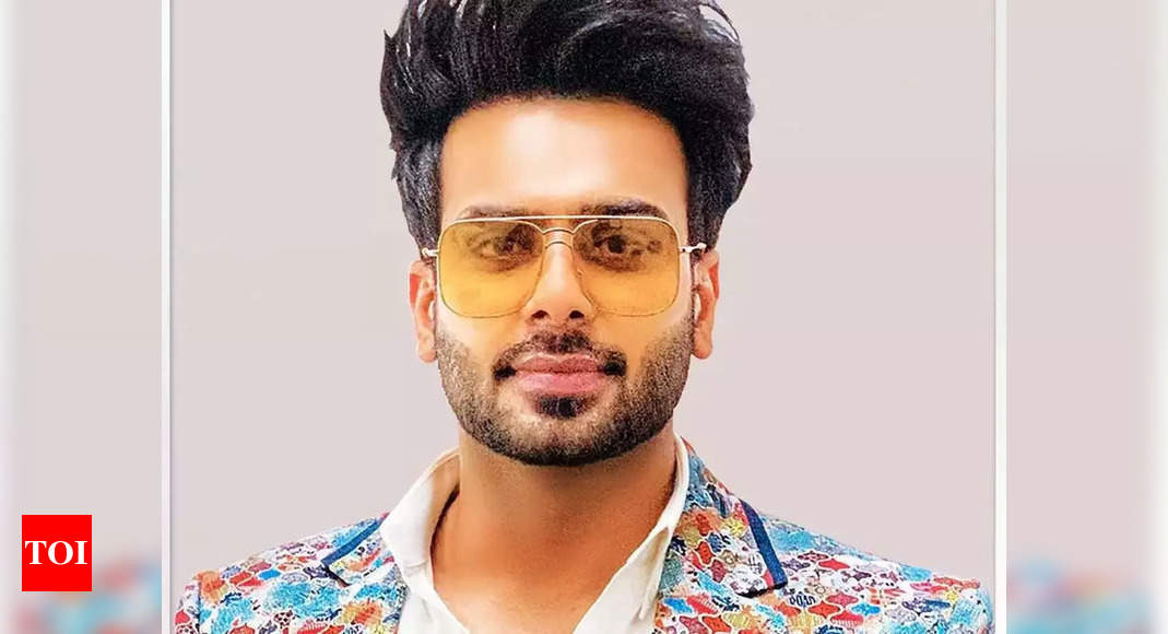 Mankirt Aulakh stopped by NIA at Mohali airport, singer cancels his Dubai show – Times of India