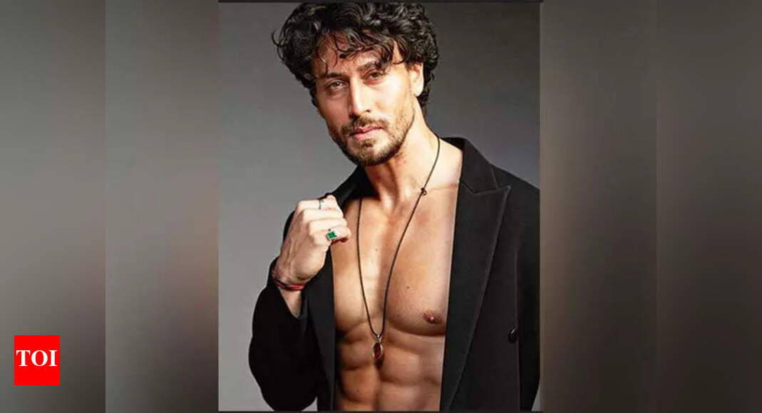 Tiger Shroff flaunts ripped physique in latest video, check it out ...