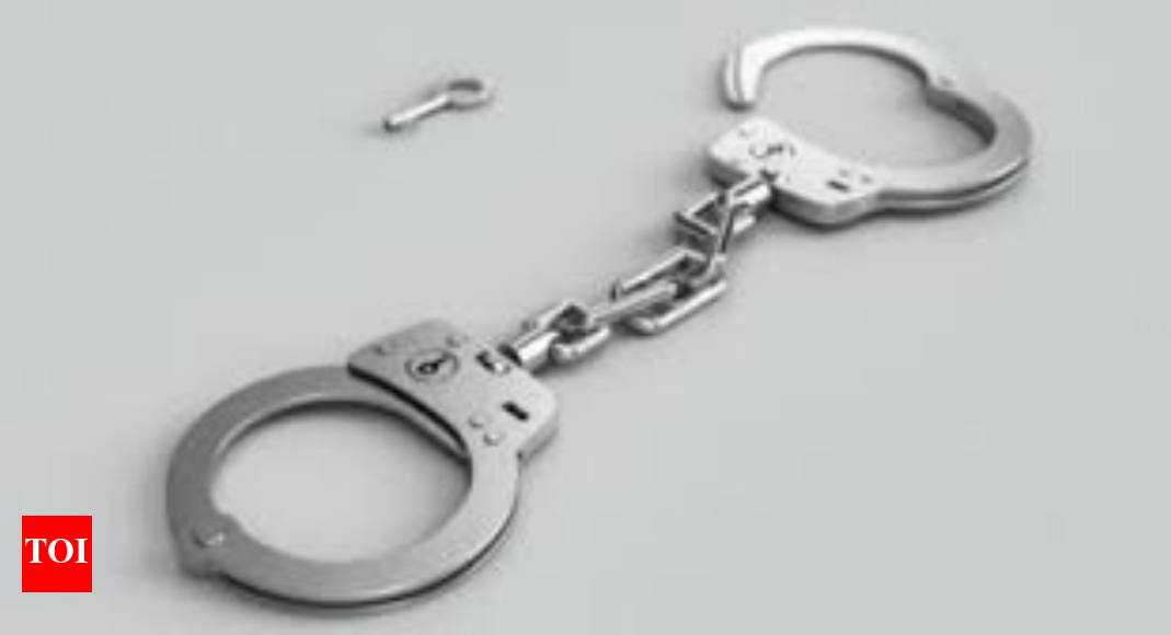 महाराष्ट्र के ठाणे में डकैती के मामले में वांछित व्यक्ति मध्य प्रदेश से गिरफ्तार |  ठाणे समाचार – टाइम्स ऑफ इंडिया