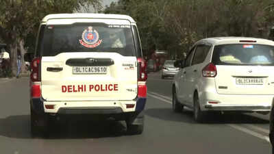 Delhi Excise Policy: Manish Sisodia leaves Rouse Avenue Court, CBI remand extends till March 6