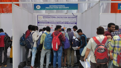 Job seekers flock to Lucknow Kaushal Mahotsava in record numbers
