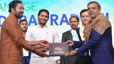 Andhra Pradesh inks MoUs for investments worth Rs 1.17 lakh crore on Day-2 of Global Investors Summit in Vizag