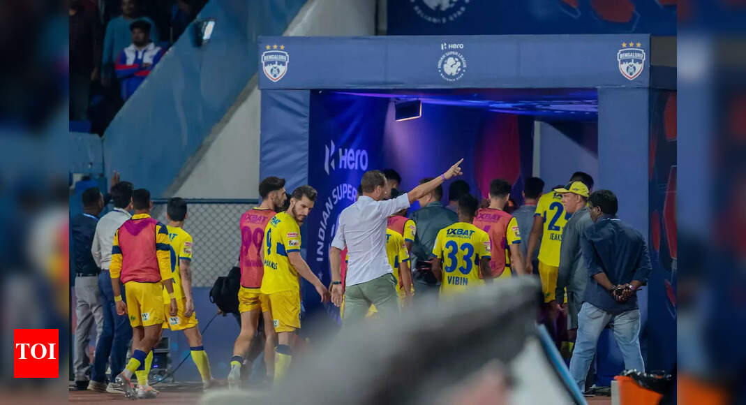 Kerala Blasters After walkout, Kerala Blasters stare at hefty fine