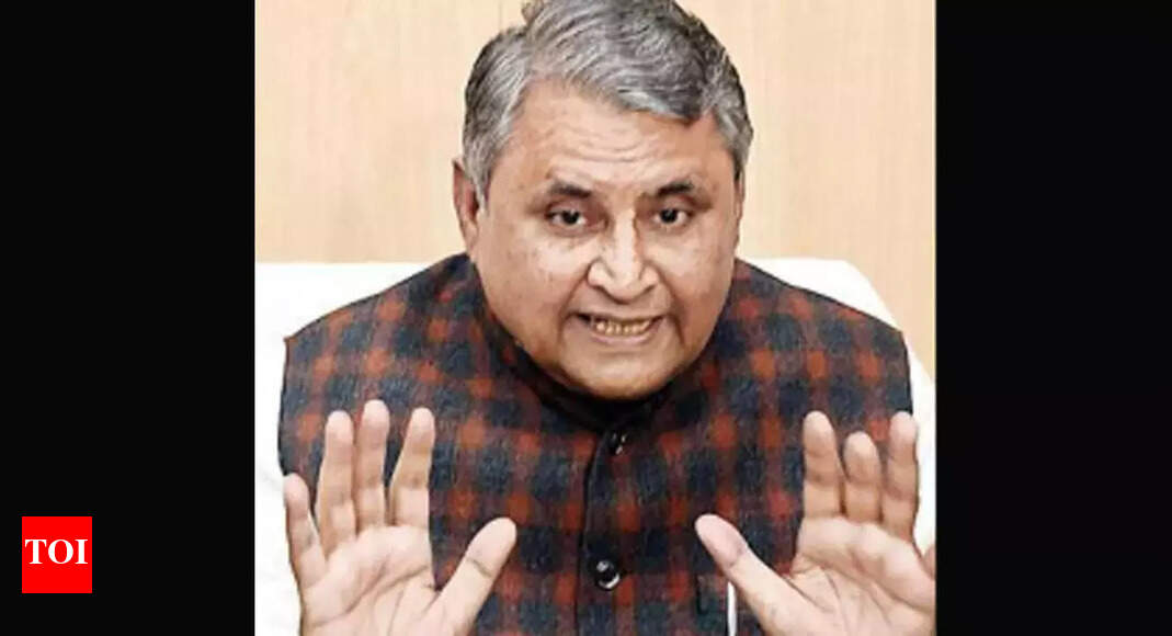 वित्त मंत्री विजय कुमार चौधरी ने बैंकरों से बिहार क्रेडिट-डिपॉजिट रेशियो बढ़ाने को कहा |  पटना समाचार – टाइम्स ऑफ इंडिया