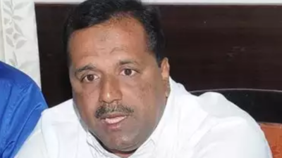Commission rate may hit 100% if BJP returns to power in Karnataka, says UT Khader