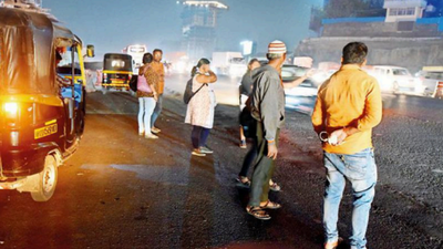 PMPML buses run by 4 private operators go off the road over unpaid dues