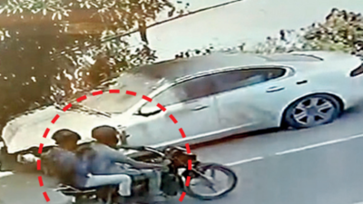 4 snatchings in 24 hours on roads in Ghaziabad's Indirapuram, 2 ...