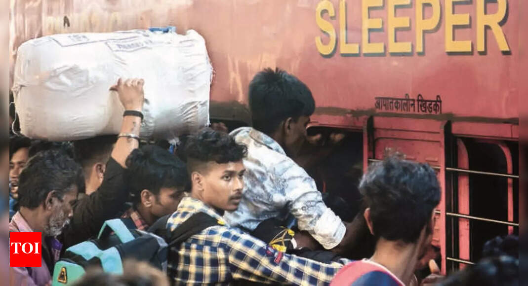 Tamil Nadu: Trains to north packed, migrant workers say will return ...