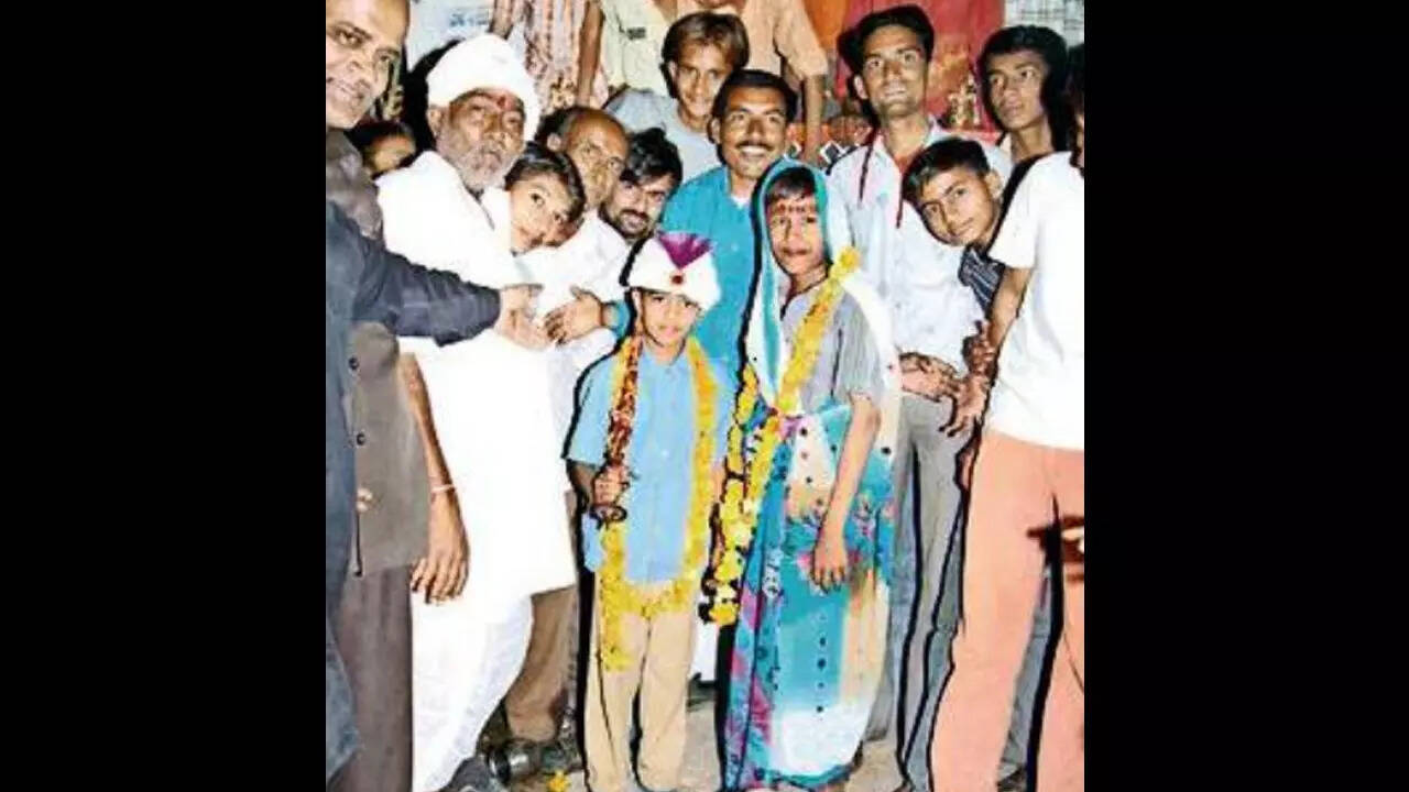 Holi celebrations in Rajasthan: Here, wedding among boys is a part of Holi  celebrations | Udaipur News - Times of India