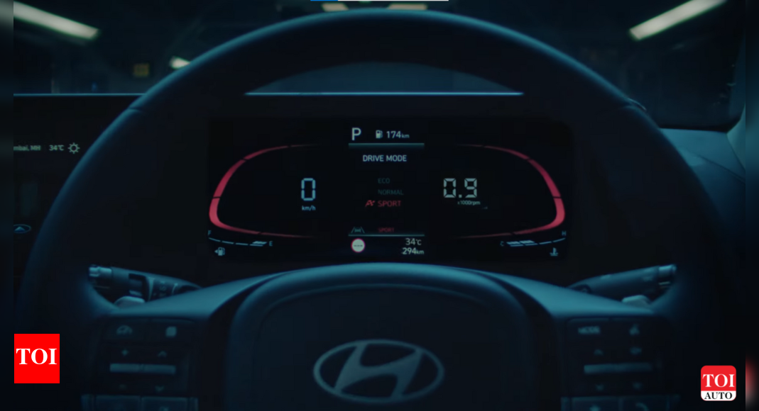 2023 Hyundai Verna's digital instrument cluster and new steering wheel