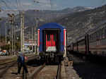 The Wider Image: Turkish families shelter on a train after earthquake brought life to a standstill