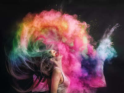 Pre and post hair care for Holi 2023