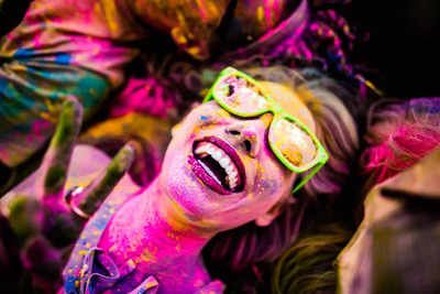 Holi: Colouring in colours