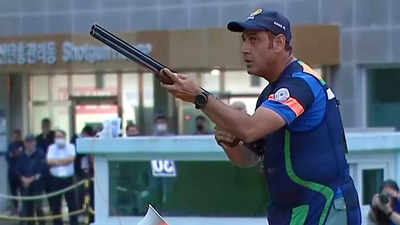 Mairaj, Ganemat off to a good start in Shotgun World Cup