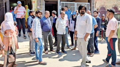 Gym trainer (27) thrashed by college students with bricks and sticks dies in Ghaziabad