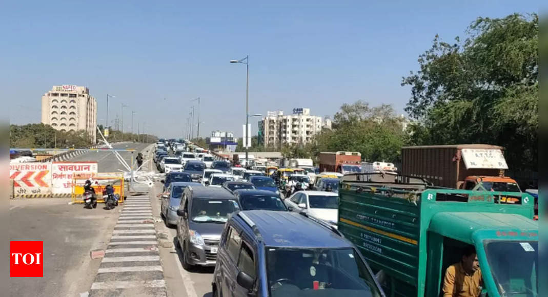 Delhi Traffic Restrictions: Elaborate arrangements in Delhi to ensure ...