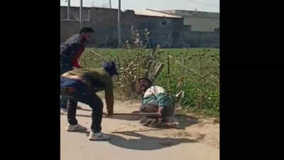 FACT CHECK: Video from Punjab falsely used to accuse Bajrang Dal of beating a man in Haryana