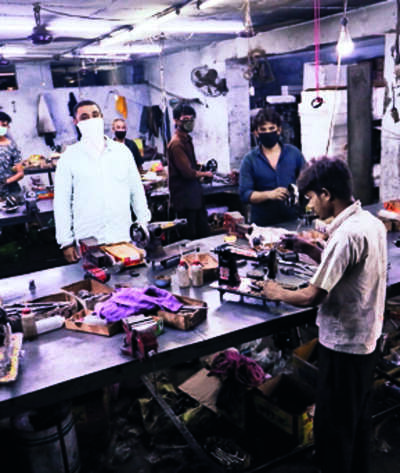 Sewing machine industry seeks R&D centre to compete with Chinese products