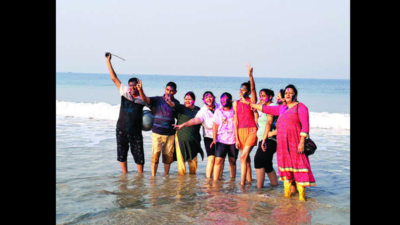 Domestic tourists celebrate Holi by the sea in South Goa