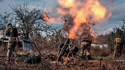 EU defence chiefs to discuss arming Ukraine as Bakhmut fighting rages