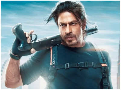 Two men hid in SRK's make-up room for 8 hours