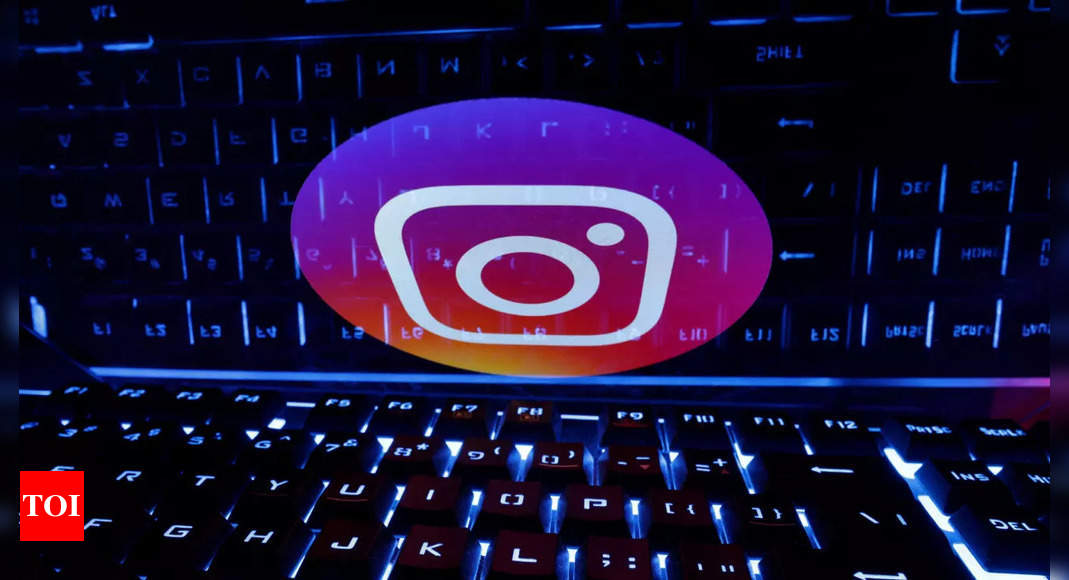 Instagram down for thousands of users globally – Report – Times of India