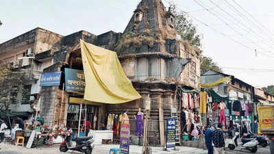 Nagpur: 232-year-old heritage temple complex in use as godown, shops built