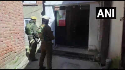 ED raids house of Hurriyat leader Qazi Yasir in J&K's Anantnag