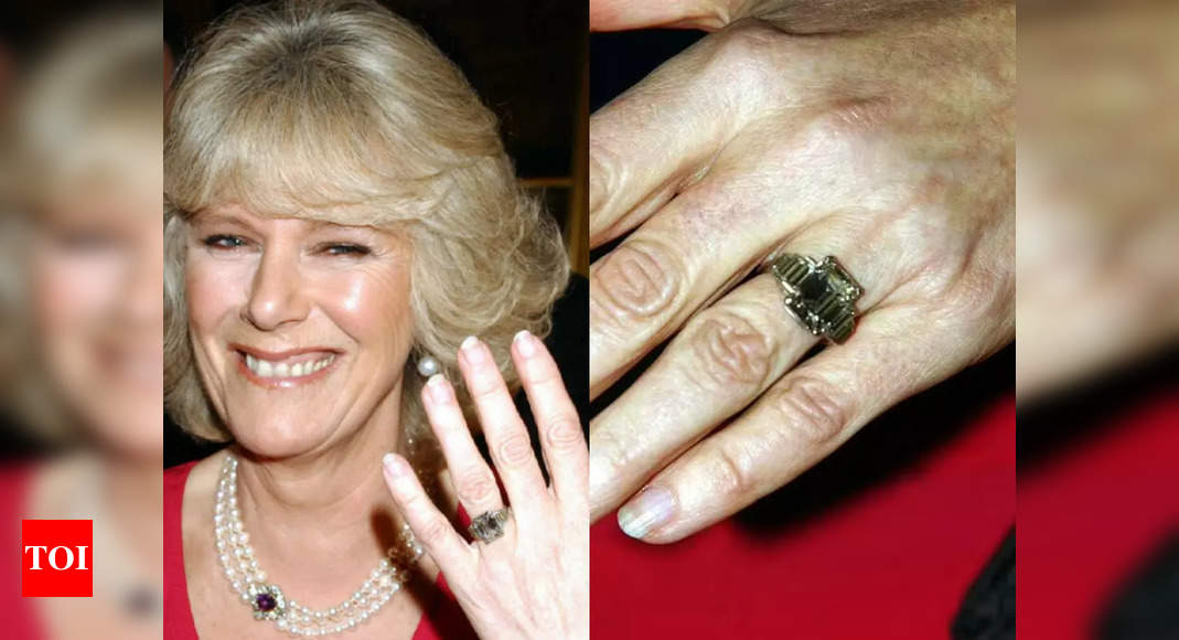 The Truth About Queen Elizabeth's Engagement Ring