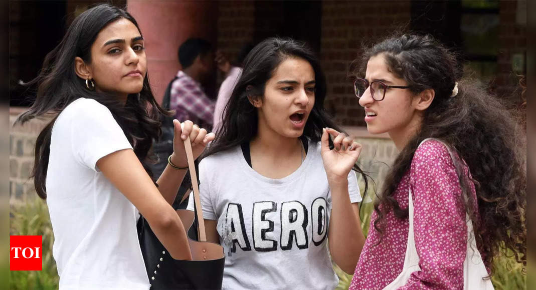 DU Centenary Chance Special Exam allows former students to earn their degree – Times of India
