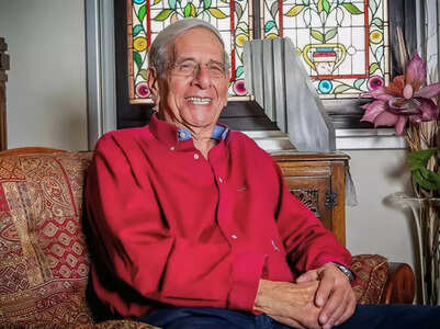 Legendary Israeli actor Chaim Topol dies at 87