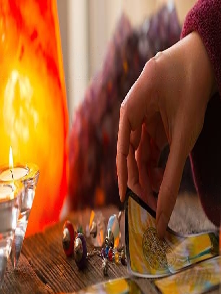 Card predicts some good news regarding your health; Tarot Card Predictions for March 10, 2023