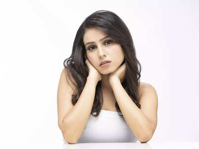 Struggling to get the post Holi glow back? Try these skin hacks!