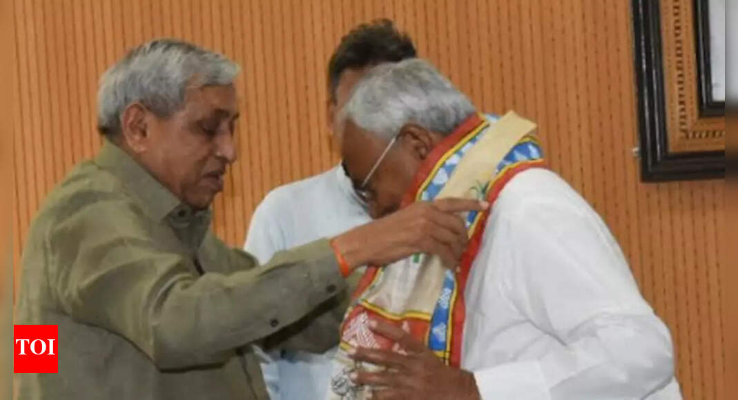 छत्तीसगढ़ के विधायकों से बातचीत के दौरान सीएम नीतीश कुमार ने कहा, बिहार में 1.82 करोड़ लोगों ने छोड़ी शराब  पटना समाचार – टाइम्स ऑफ इंडिया